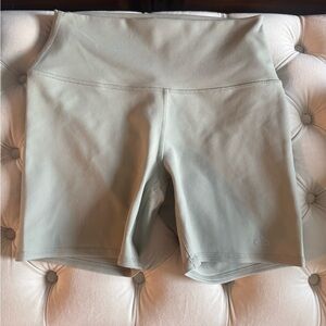 ALO Yoga Women's Sage Bike Shorts